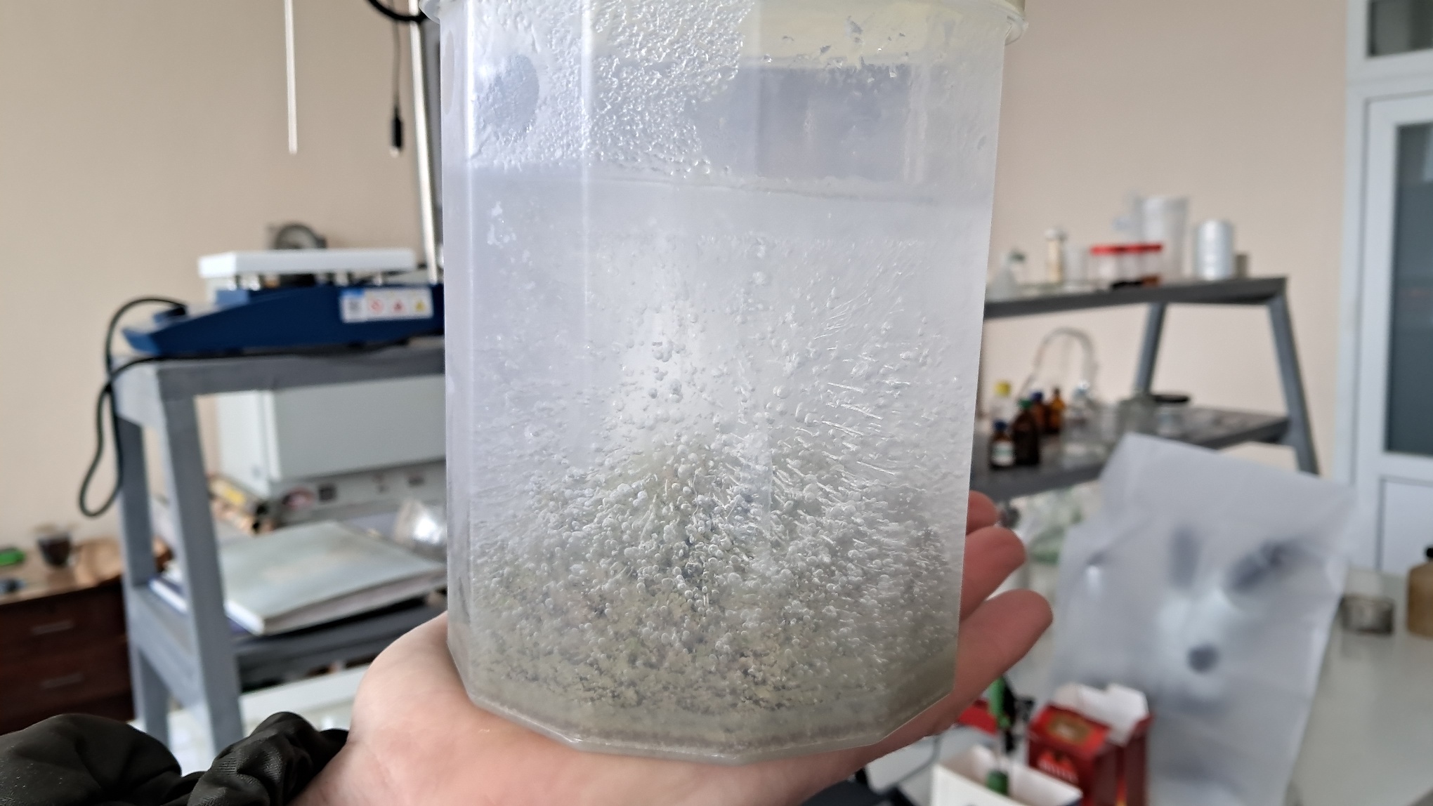 ''Demining'' of Flasks Containing Tritiated Water