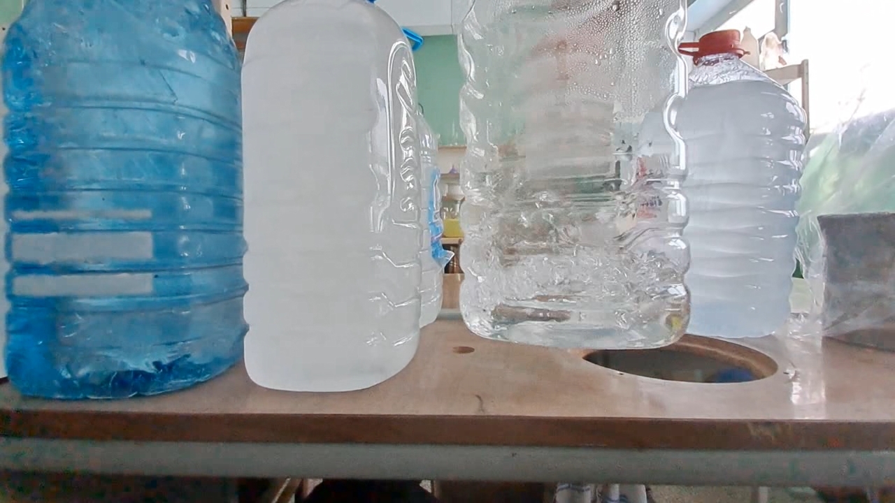 Freezing of Supercooled Water
