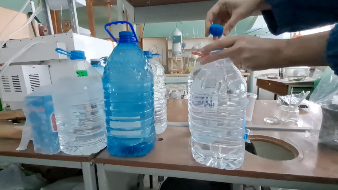 Freezing of Supercooled Water