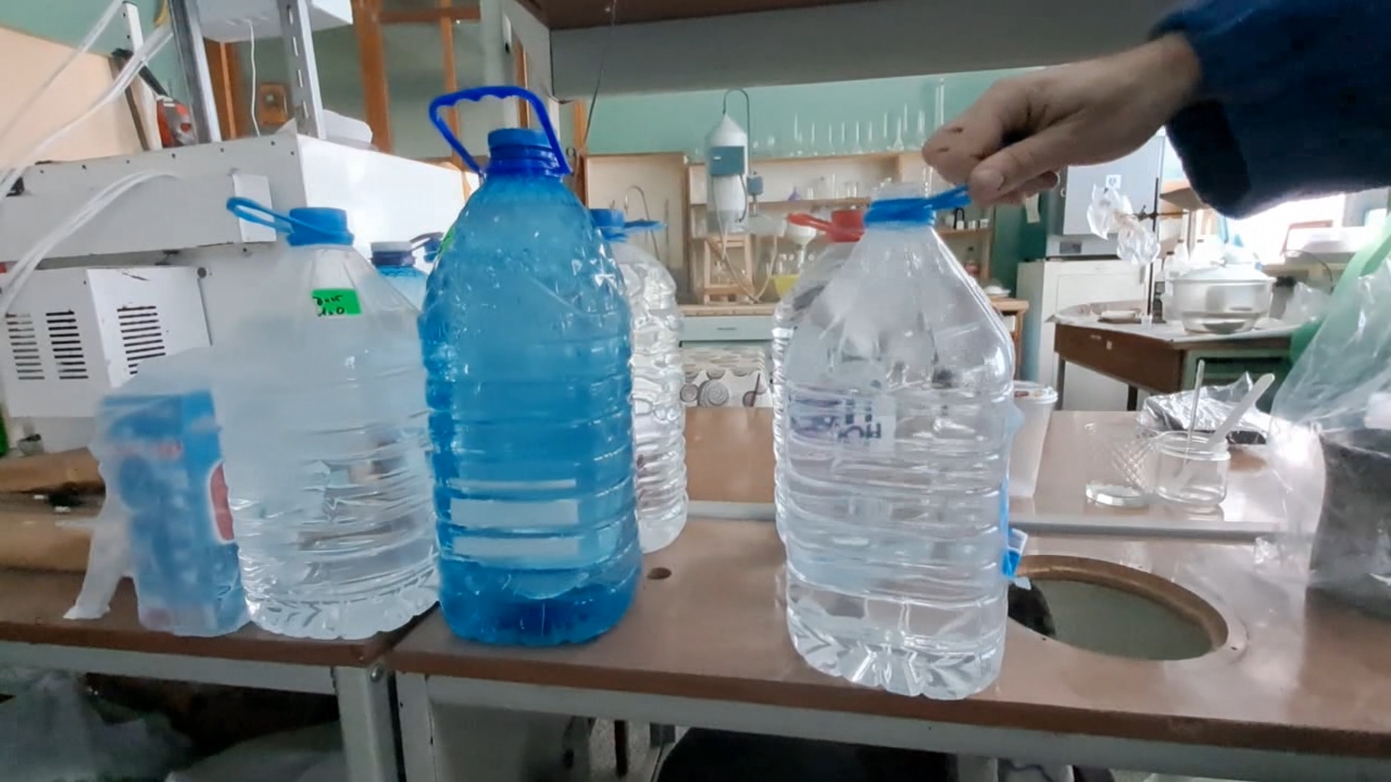 Freezing of Supercooled Water