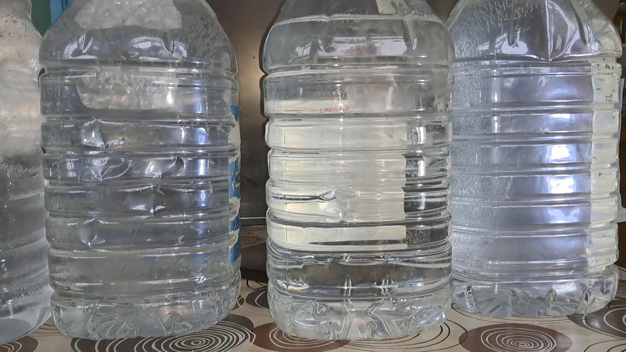 Freezing of Supercooled Water