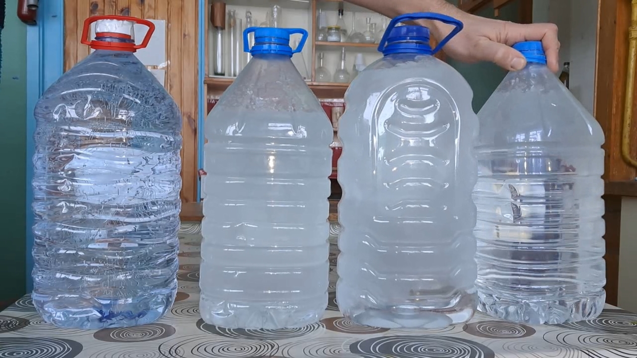 Freezing of Supercooled Water