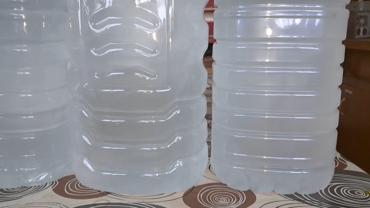 Freezing of Supercooled Water
