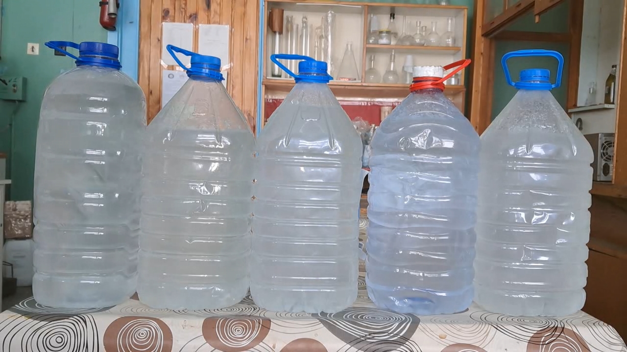 Freezing of Supercooled Water