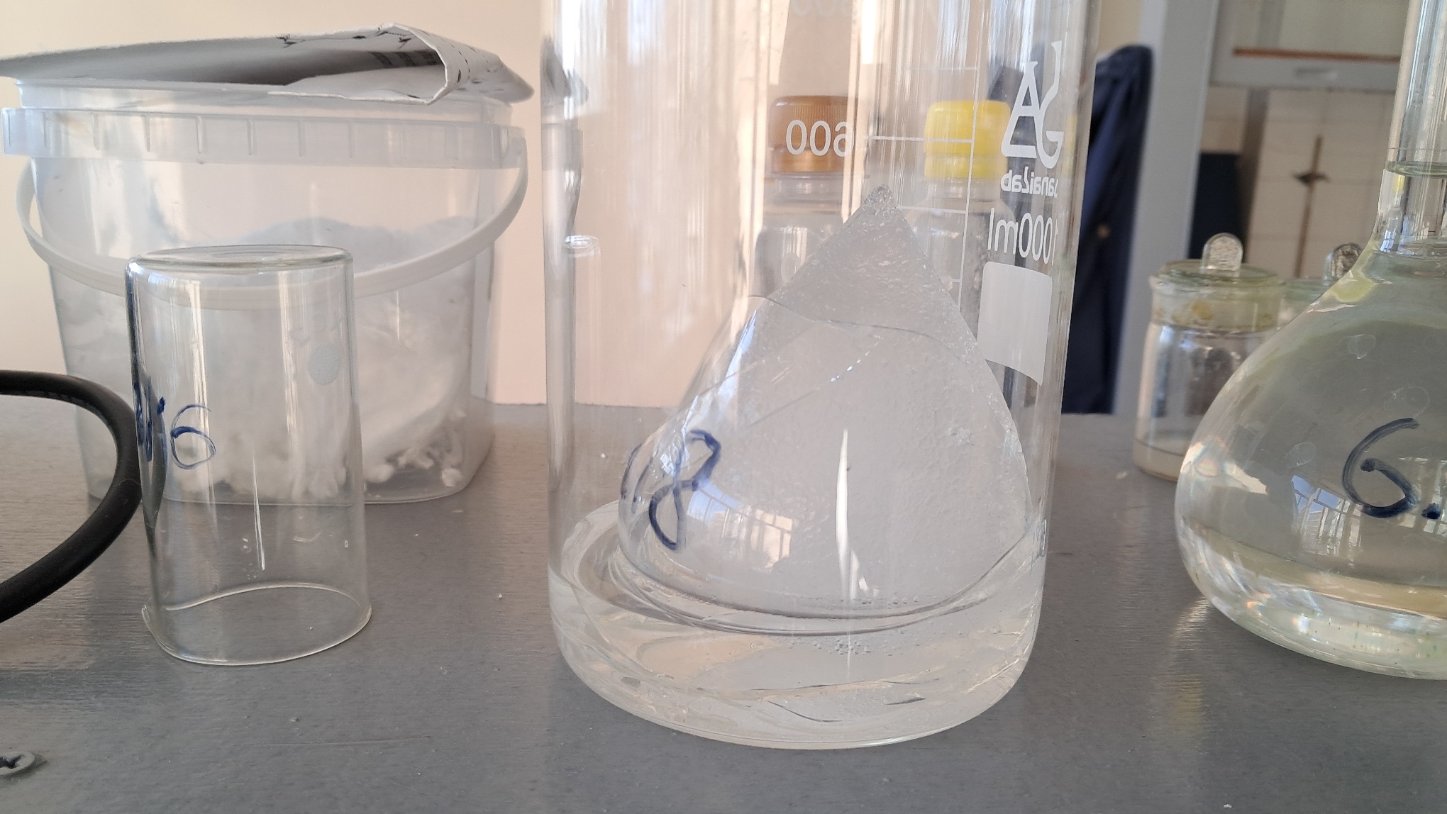 Frozen pH Buffer Solutions