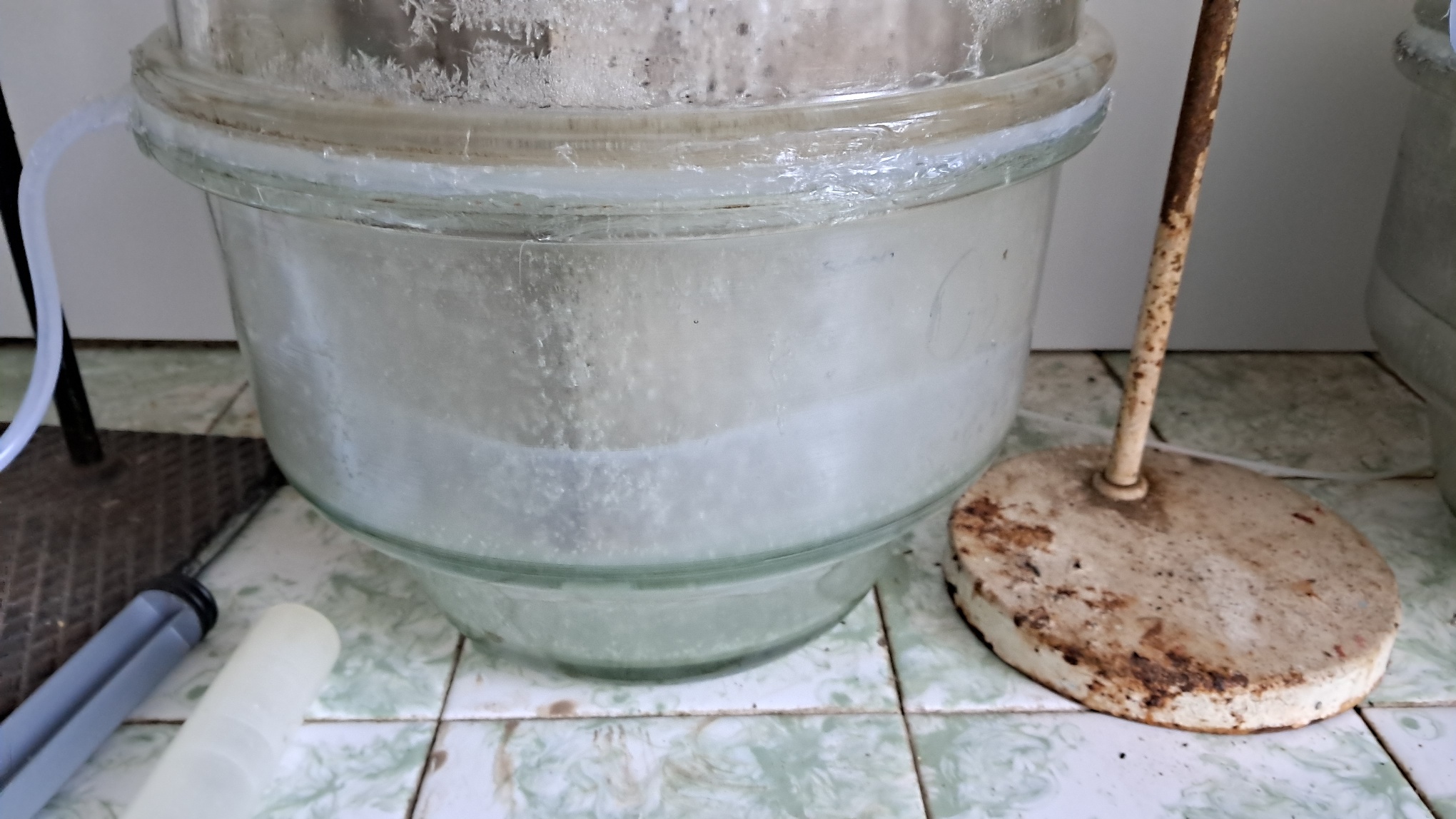 ''Frozen'' Chemical Laboratory