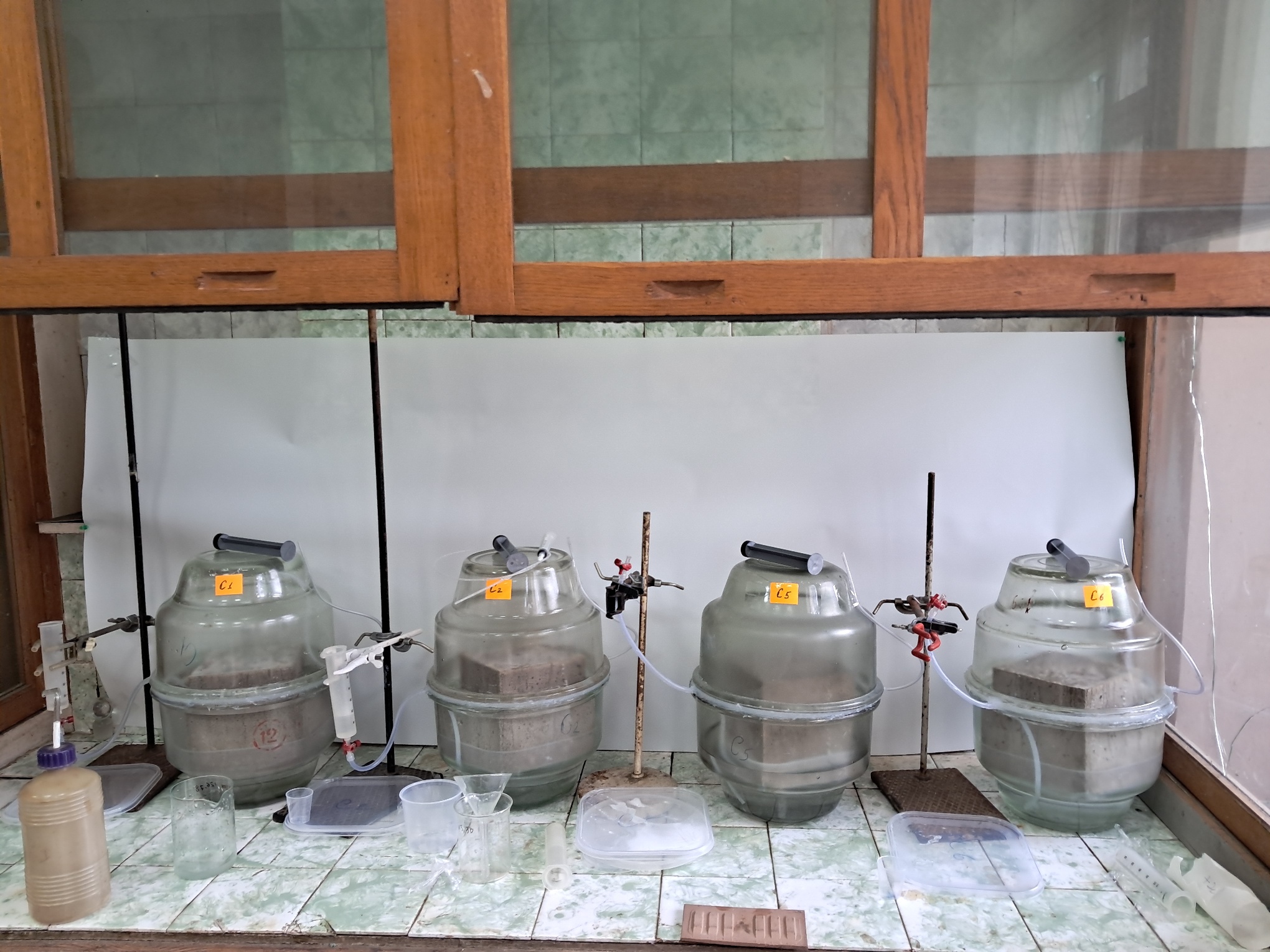 ''Frozen'' Chemical Laboratory