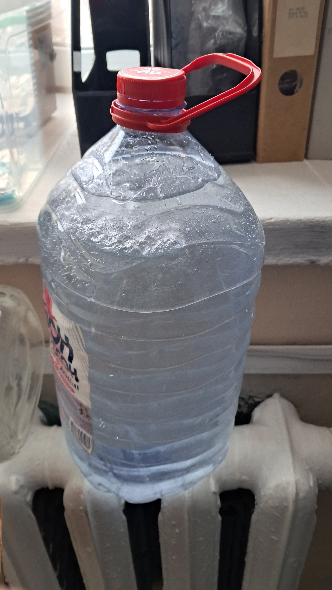 Water Volume Shrinkage When Heating