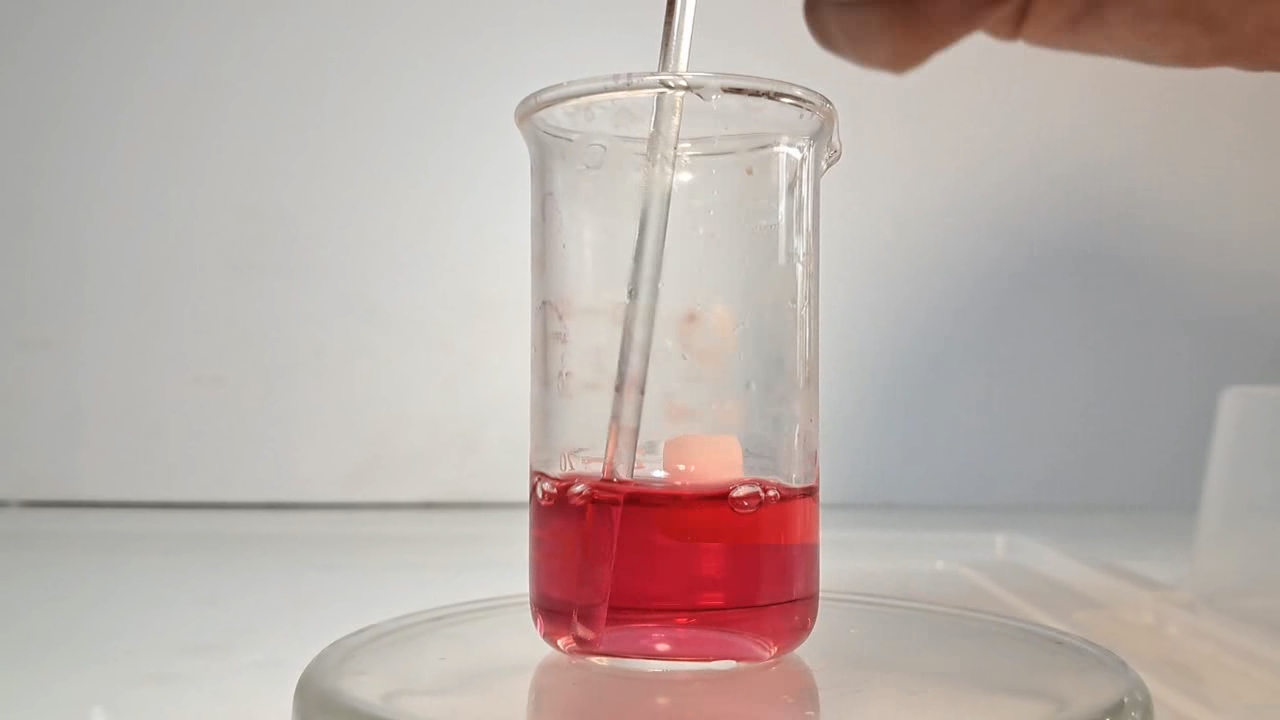 Hydrochloric Acid and Universal Indicator
