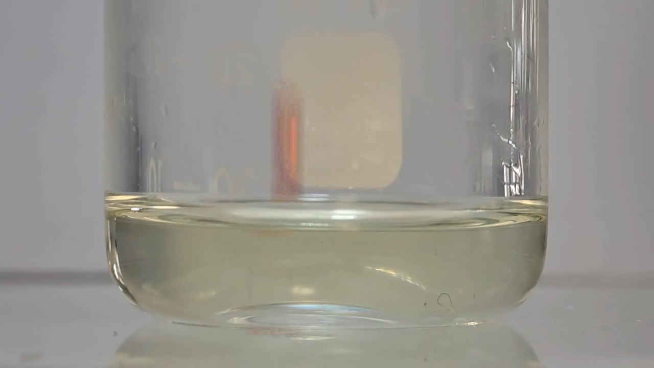 Hydrochloric Acid and Universal Indicator
