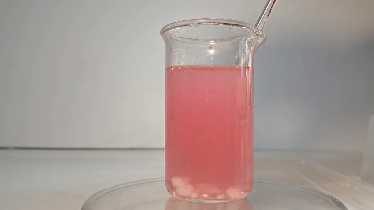 Hydrochloric Acid and Universal Indicator