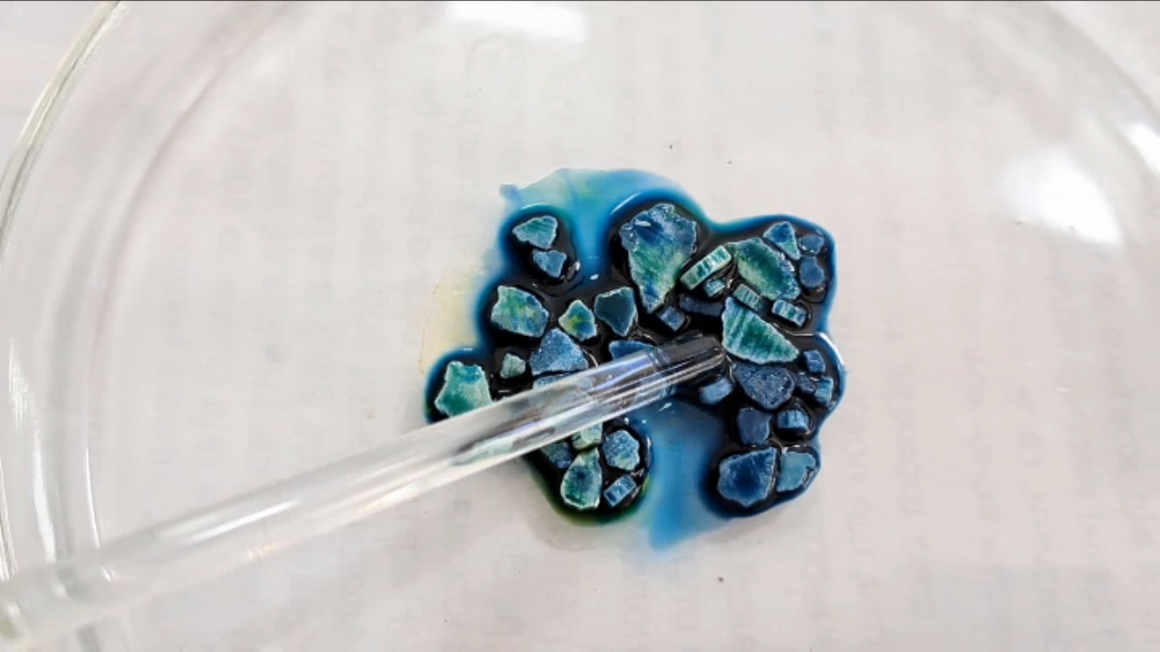 Universal Indicator and Sodium Hydroxide