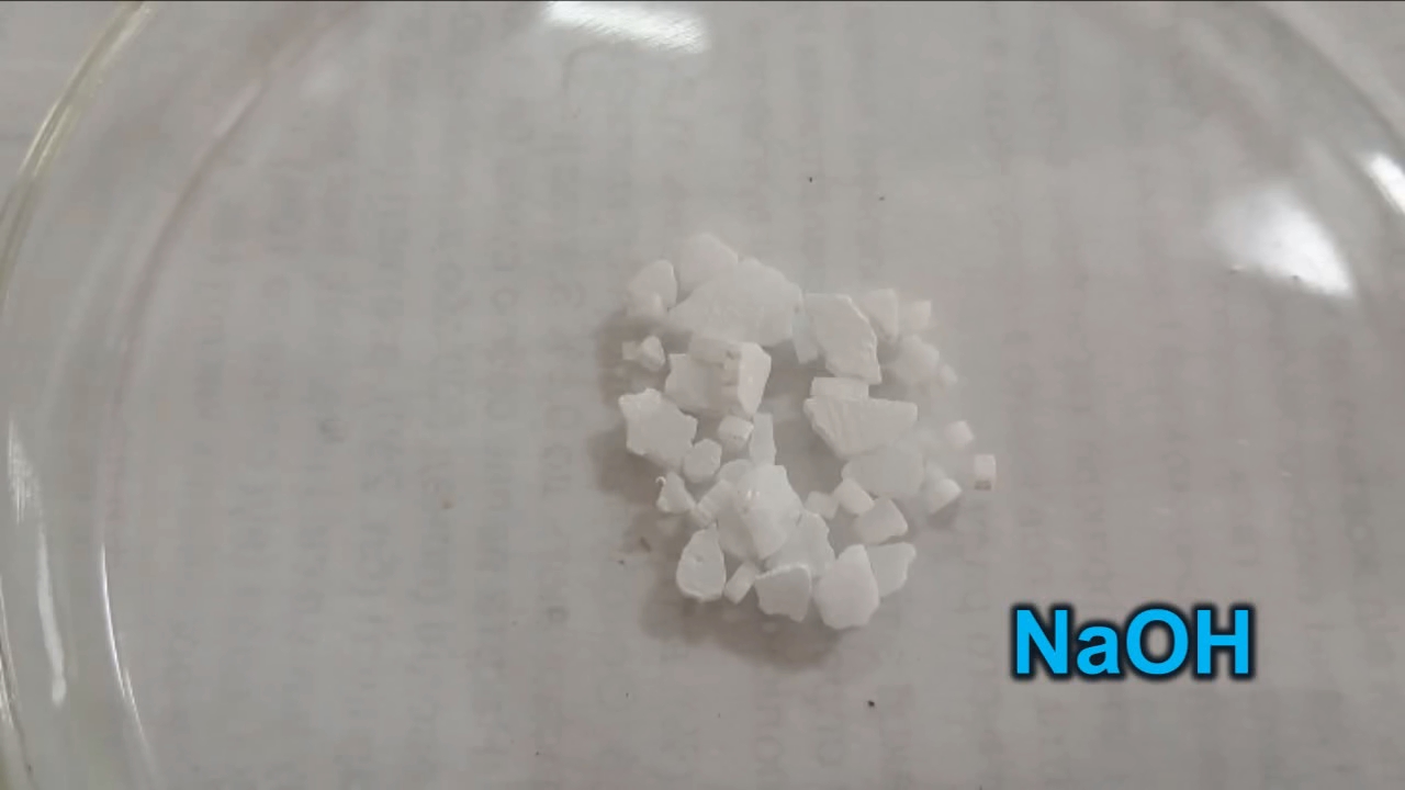 Universal Indicator and Sodium Hydroxide