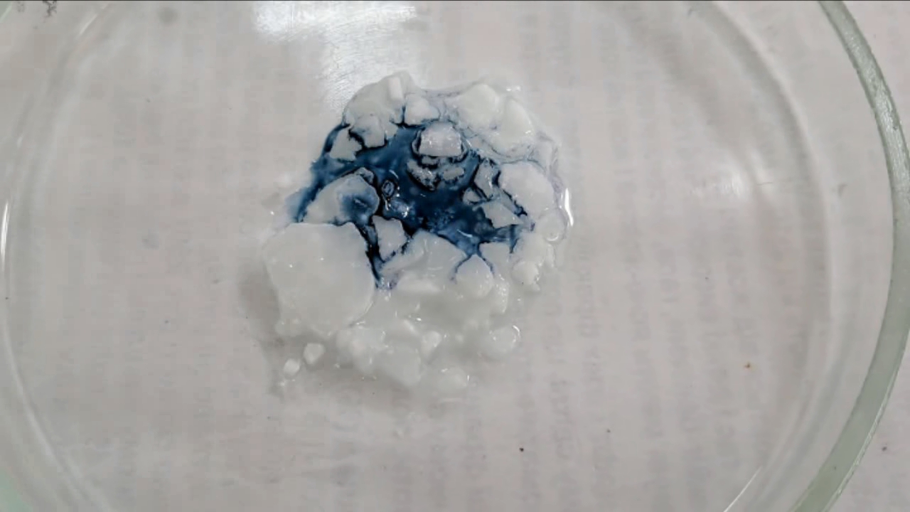 Universal Indicator and Sodium Hydroxide