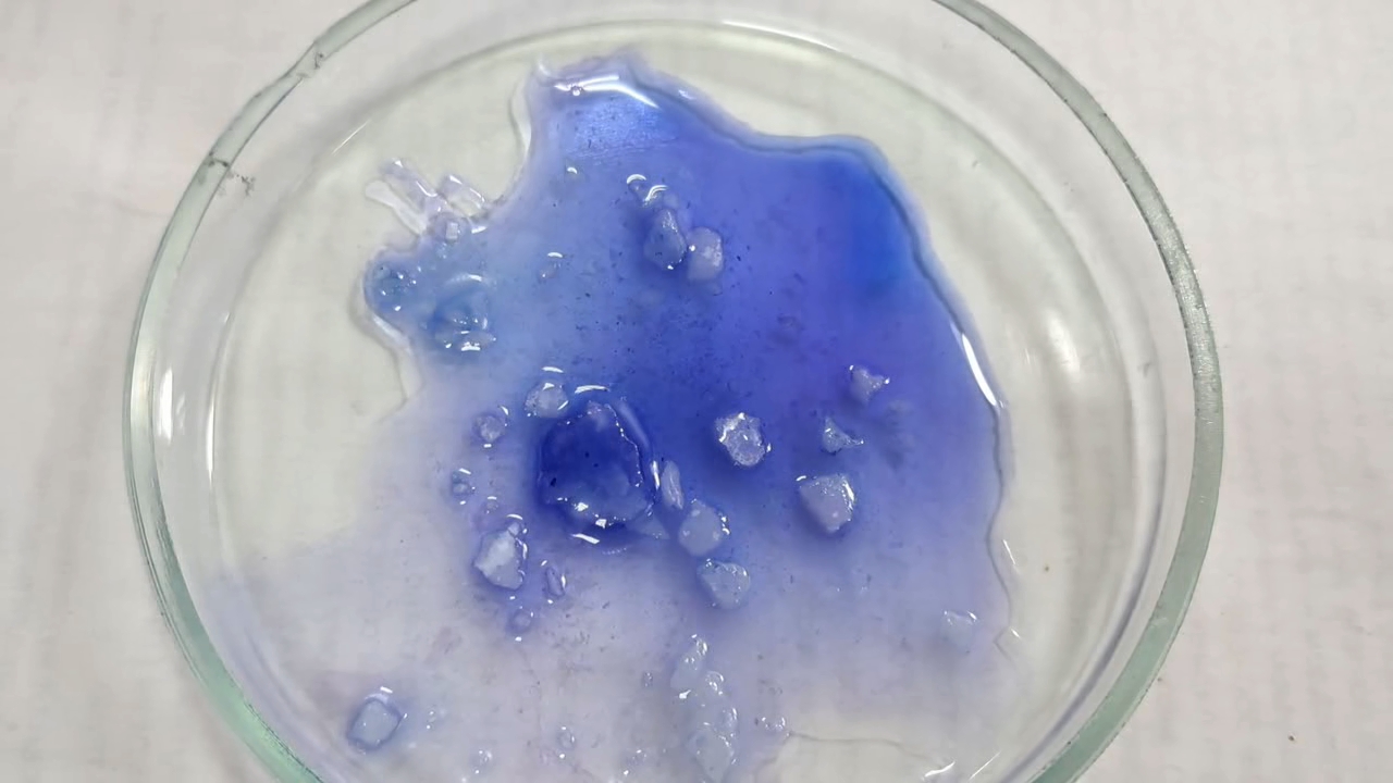 Universal Indicator and Sodium Hydroxide