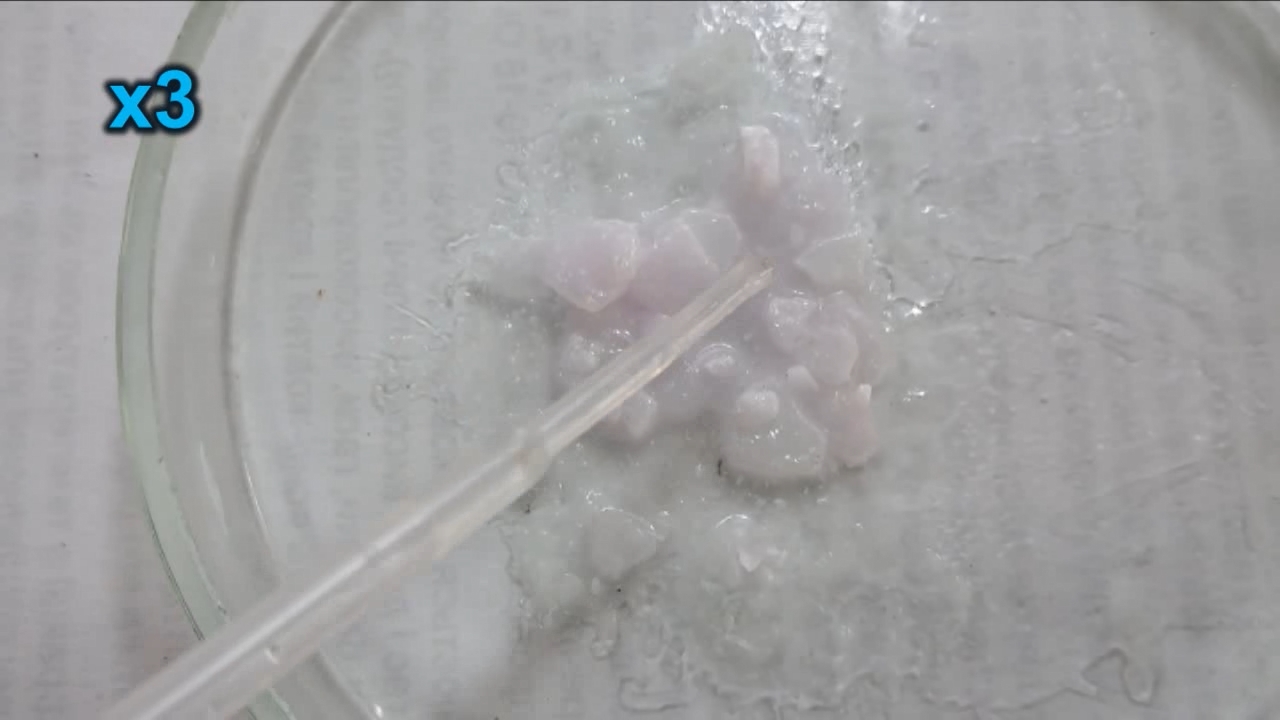 Phenolphthalein Turns Fuchsia When Acid Is Added