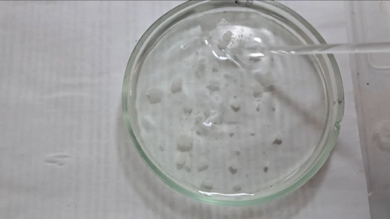 Phenolphthalein Turns Fuchsia When Acid Is Added