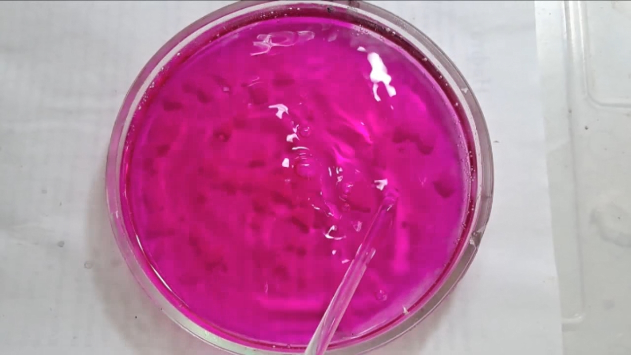 Phenolphthalein Turns Fuchsia When Acid Is Added