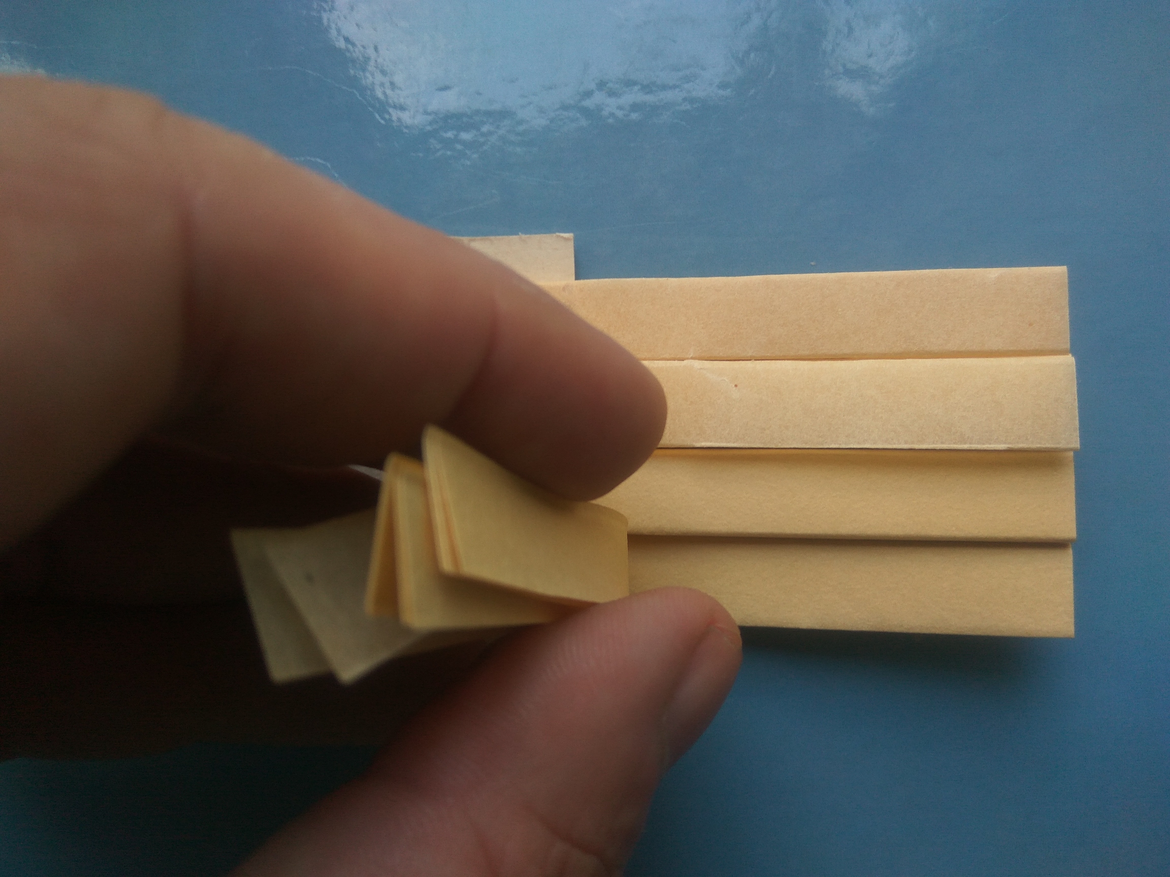 Universal indicator paper