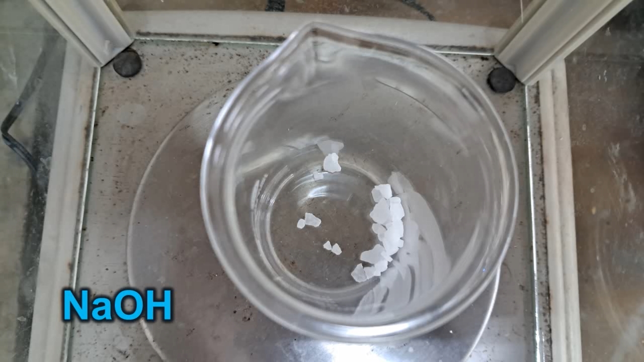 Ethyl Acetate: Hydrolysis and Unexpected Extraction (Universal Indicator)