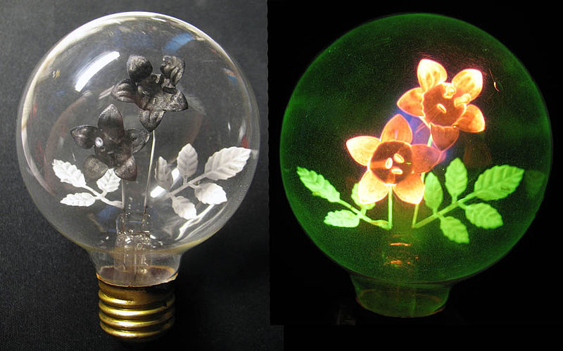 http://chemistry-chemists.com/N2_2012/U6/Decorative_neon_lamp.jpg