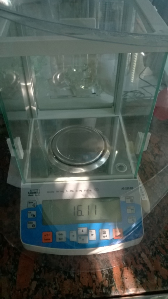  . Analytical balance