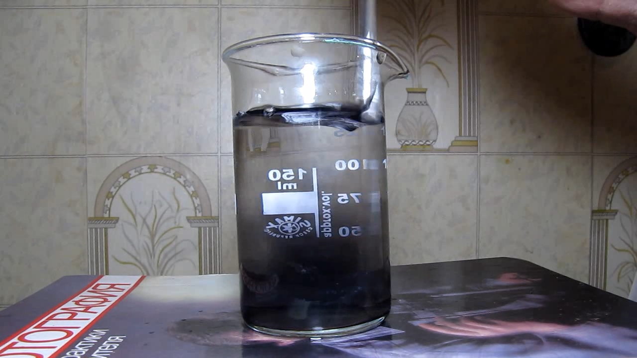   ()    (III). Reaction of tannins (reagent) with iron (III) chloride