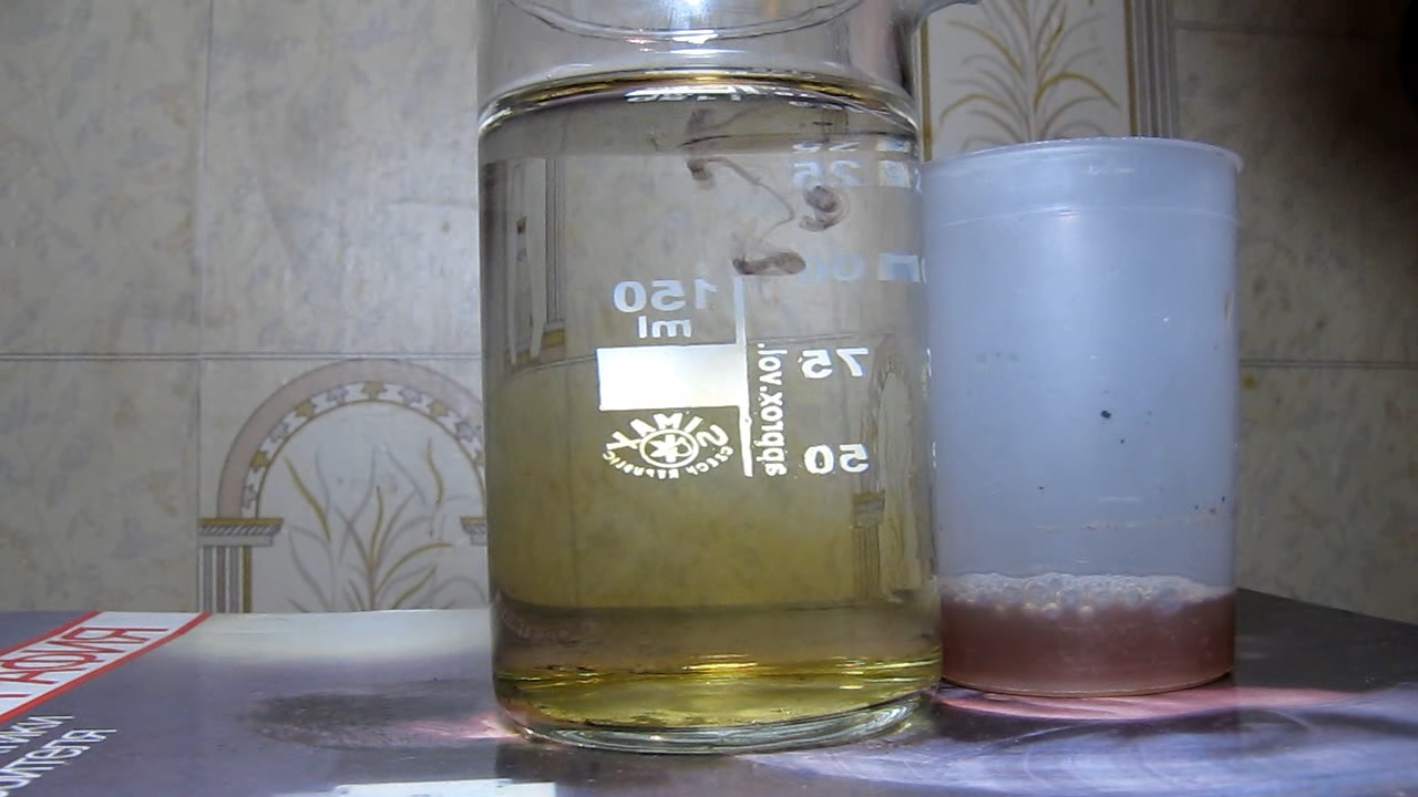 Реакция танинов (реактив) с хлоридом железа (III). Reaction of tannins (reagent) with iron (III) chloride