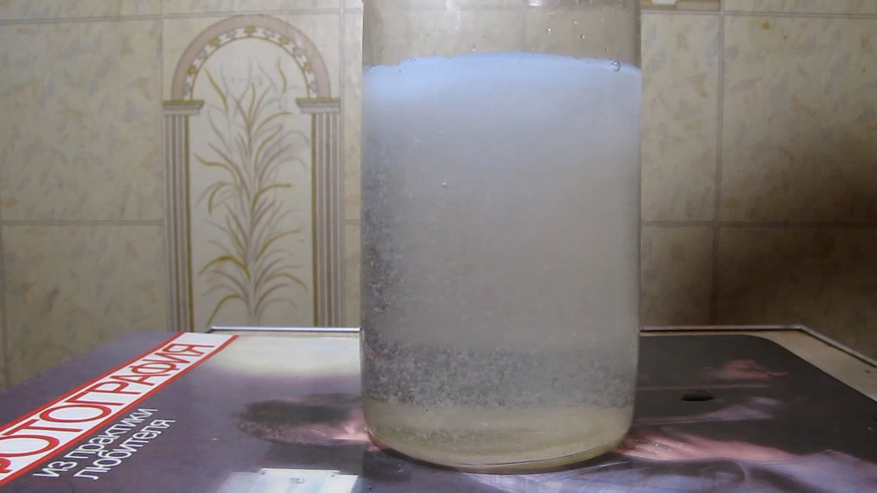 Reaction of potassium aluminate K[Al(OH)4] and aluminium sulphate Al2(SO4)3.    K[Al(OH)4]    Al2(SO4)3