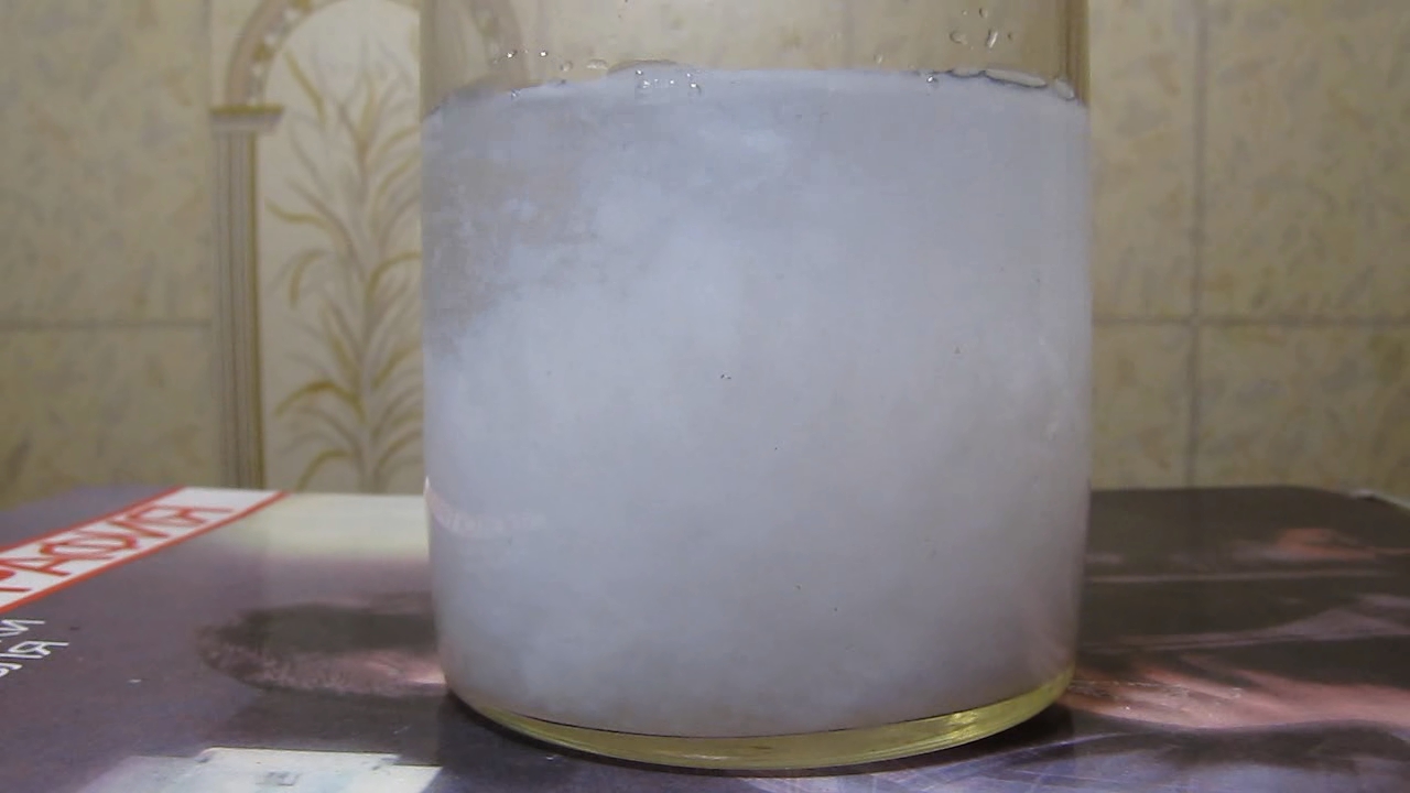 Reaction of potassium aluminate K[Al(OH)4] and aluminium sulphate Al2(SO4)3.    K[Al(OH)4]    Al2(SO4)3