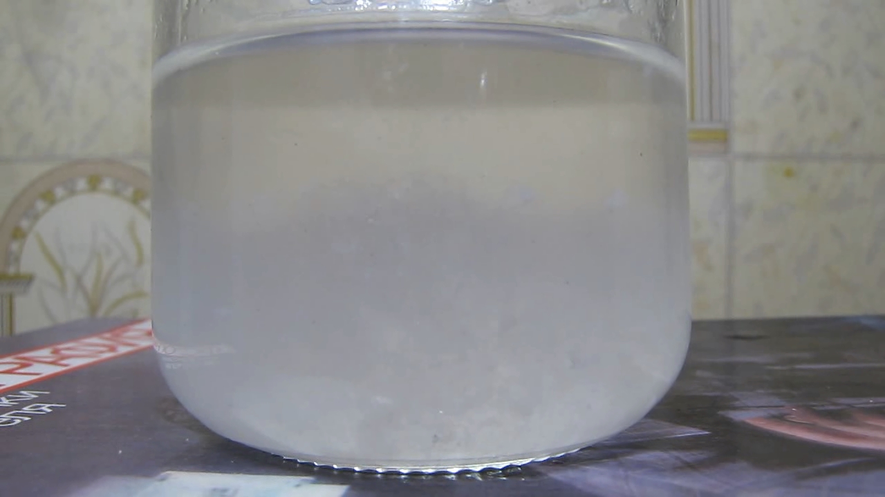 Reaction of potassium aluminate and waterglass (sodium and potassium silicates).       (   )