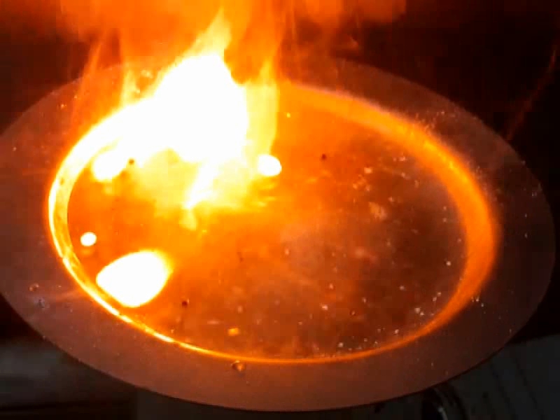 Sodium hydride (reaction of sodium hydride with water and combustion in air)