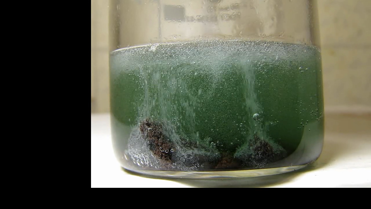 Reaction of copper citrate with zinc metal