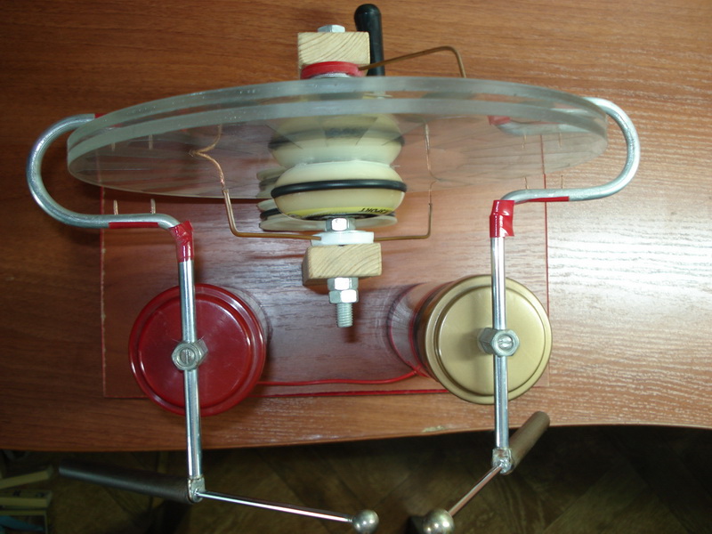 Homemade Wimshurst machine