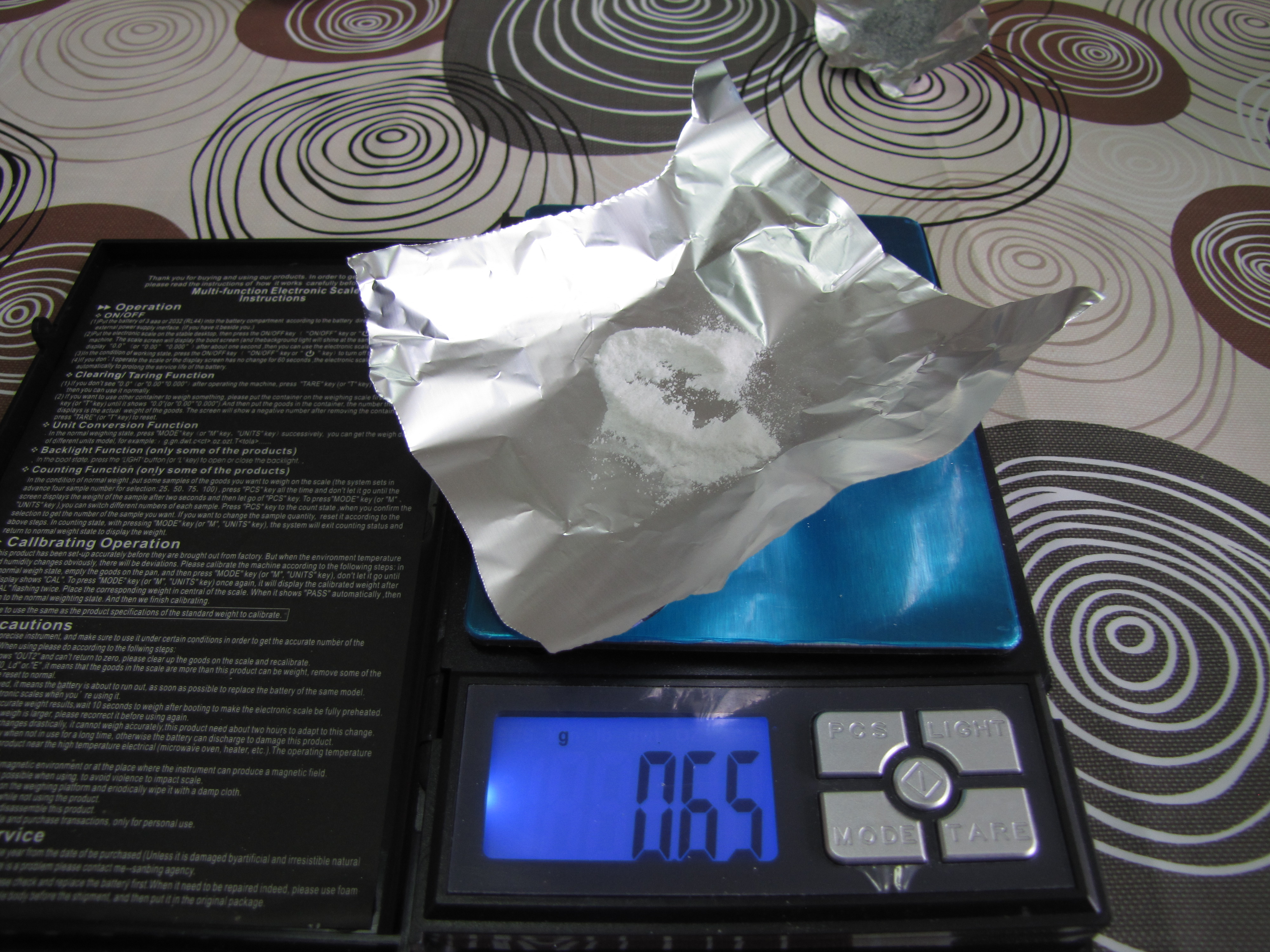 Aluminium and ammonium perchlorate