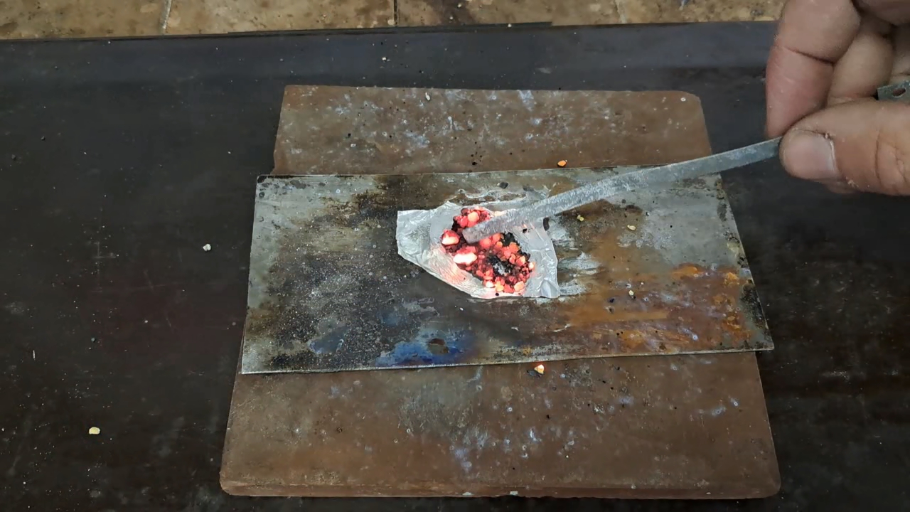 Titanium hydride TiH2 in propane burner flame