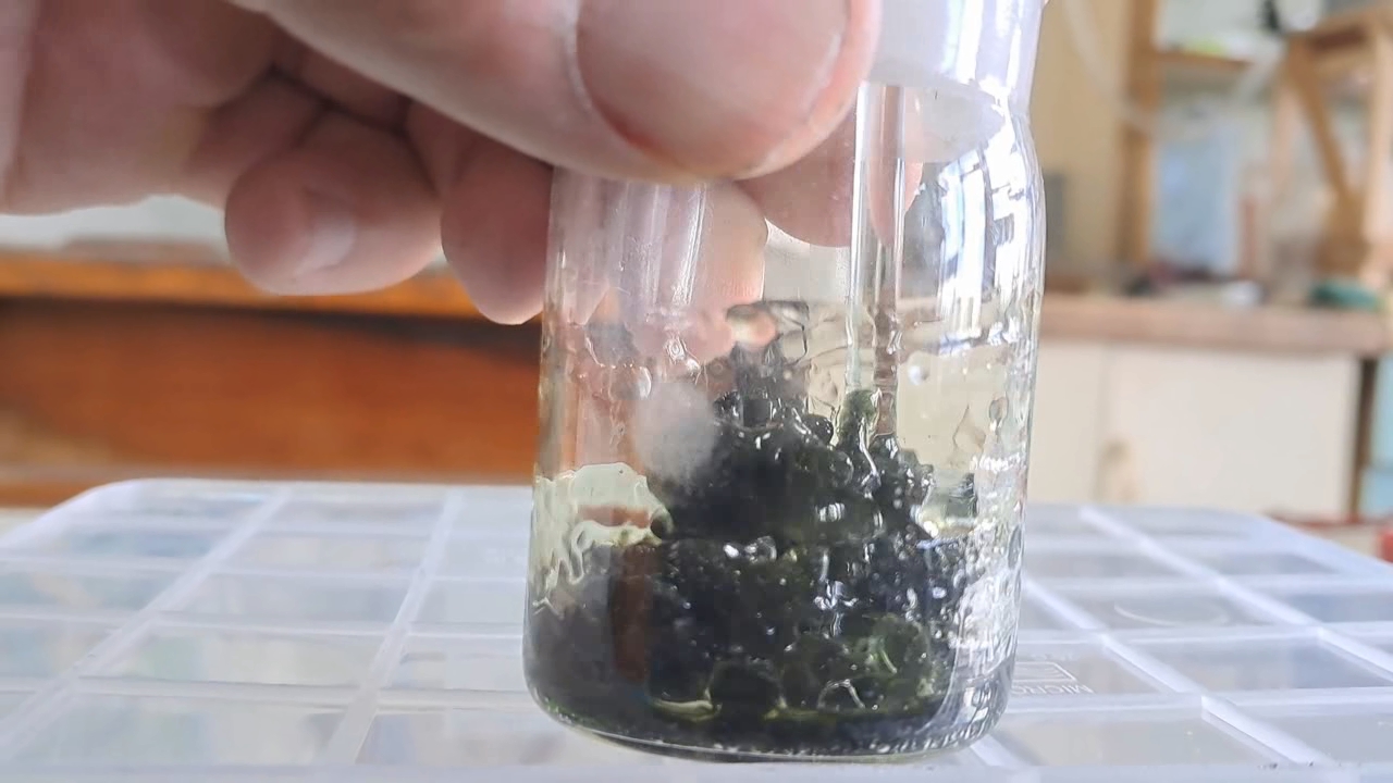 Dissolving Nitrocellulose in Low-Quality Acetone