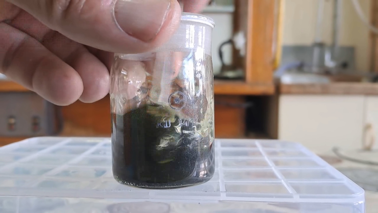 Dissolving Nitrocellulose in Low-Quality Acetone