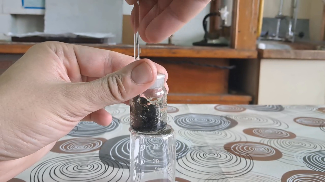 Dissolving Nitrocellulose in Low-Quality Acetone
