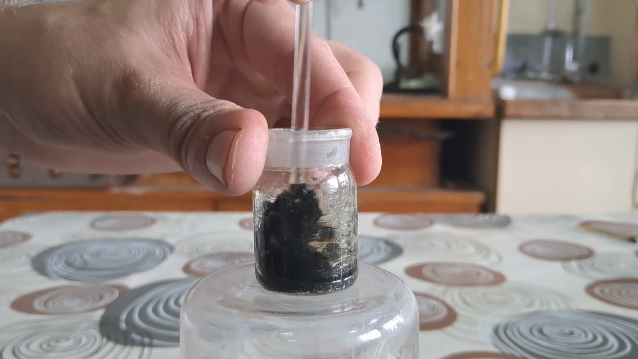 Dissolving Nitrocellulose in Low-Quality Acetone