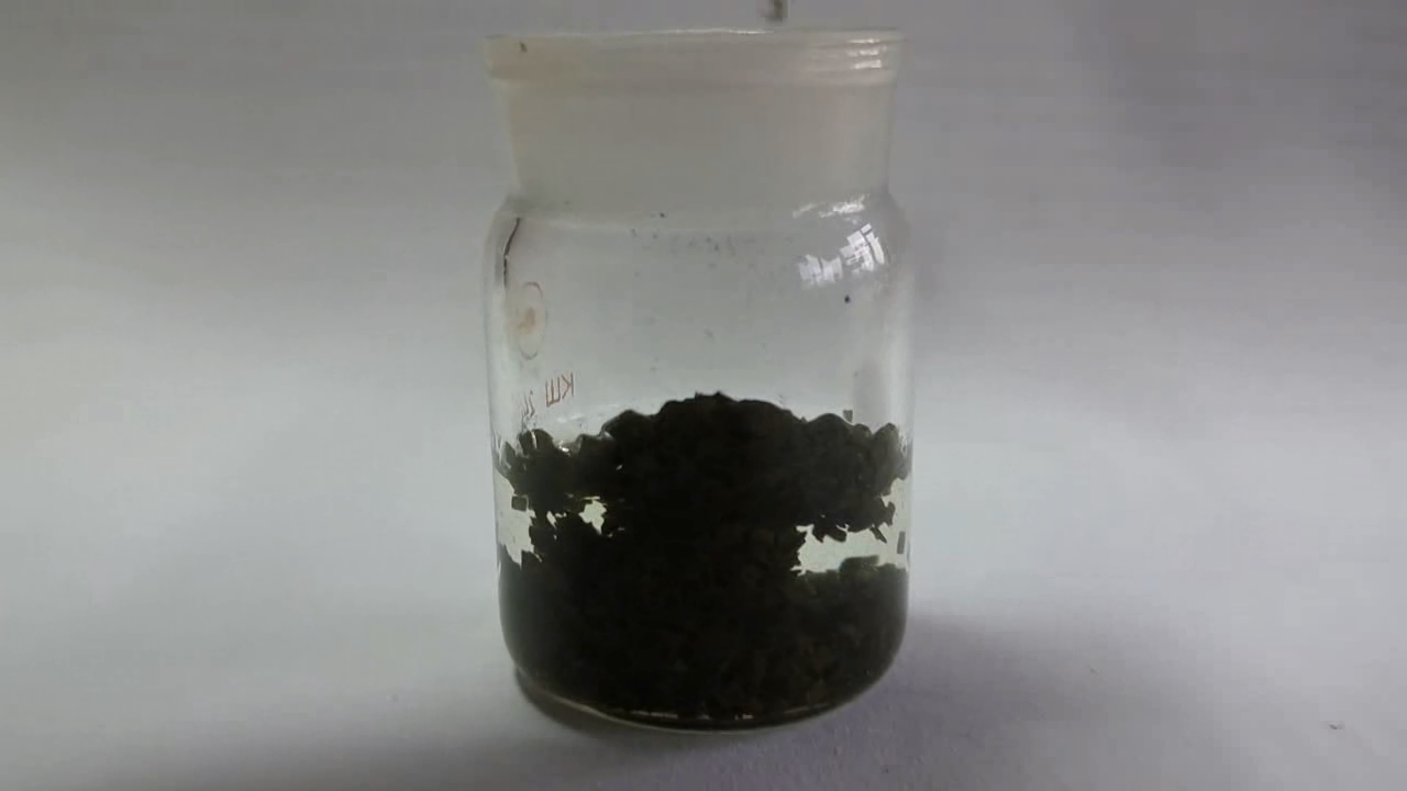 Dissolving Nitrocellulose in Acetone