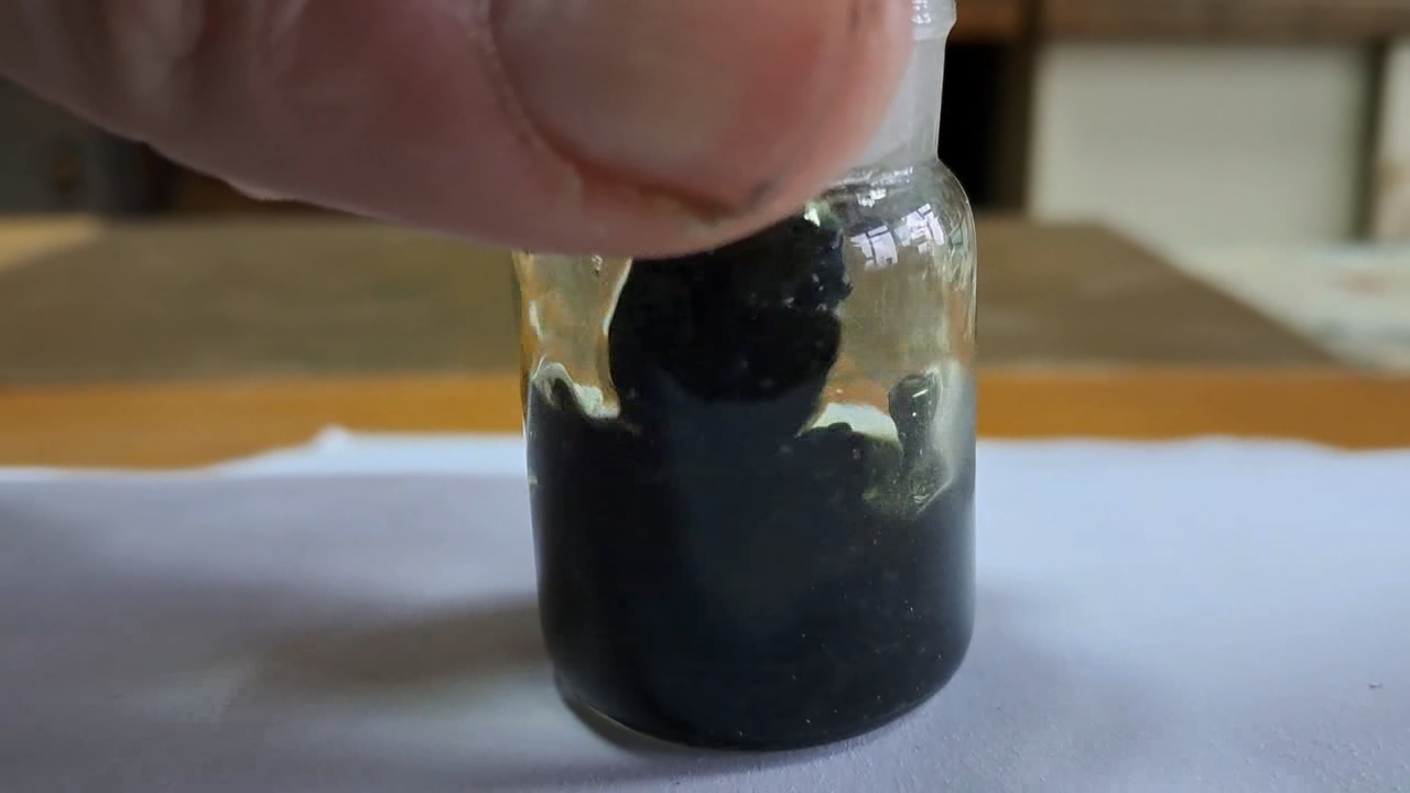 Dissolving Nitrocellulose in Acetone