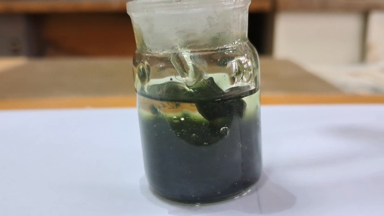 Dissolving Nitrocellulose in Acetone