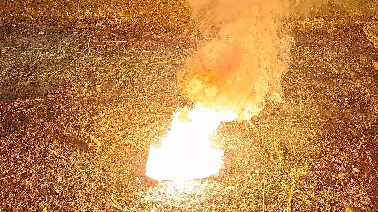 Combustion of Thermite: Barium Sulfate/Aluminum (BaSO4/Al)