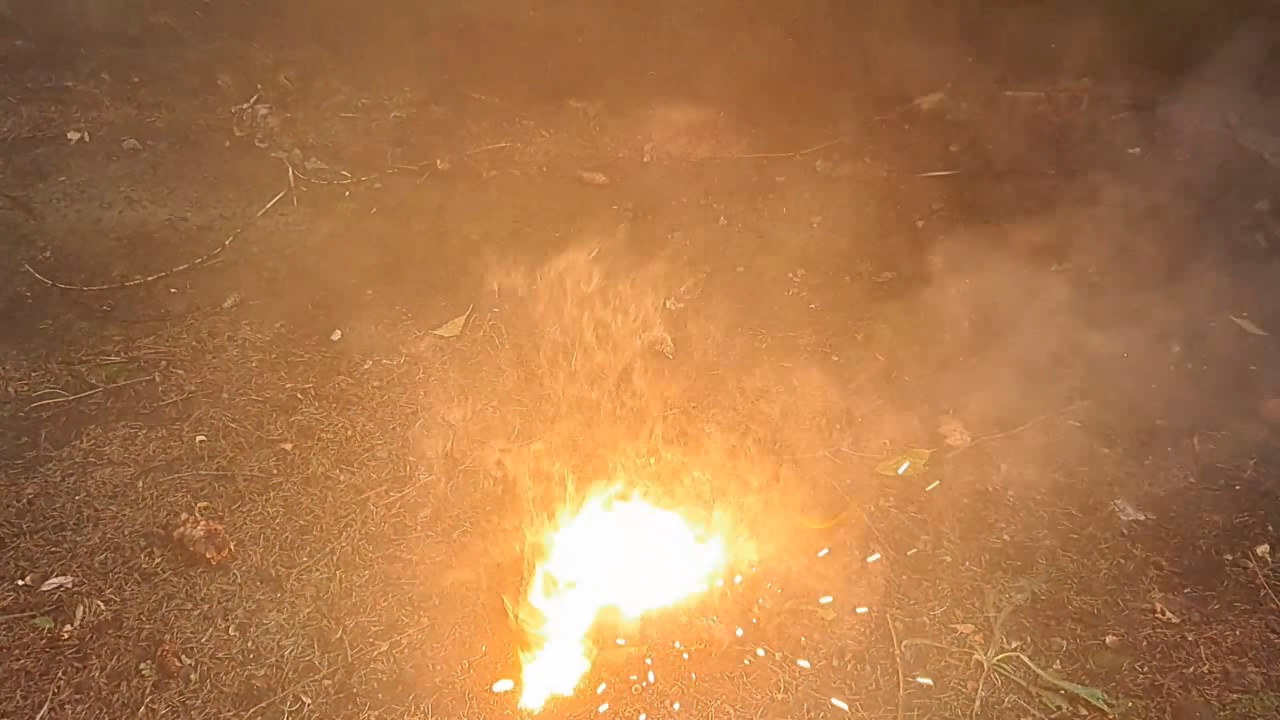 Combustion of Thermite: Iron(II, III) Oxide, Barium Sulfate, Aluminum (Fe3O4/BaSO4/Al)