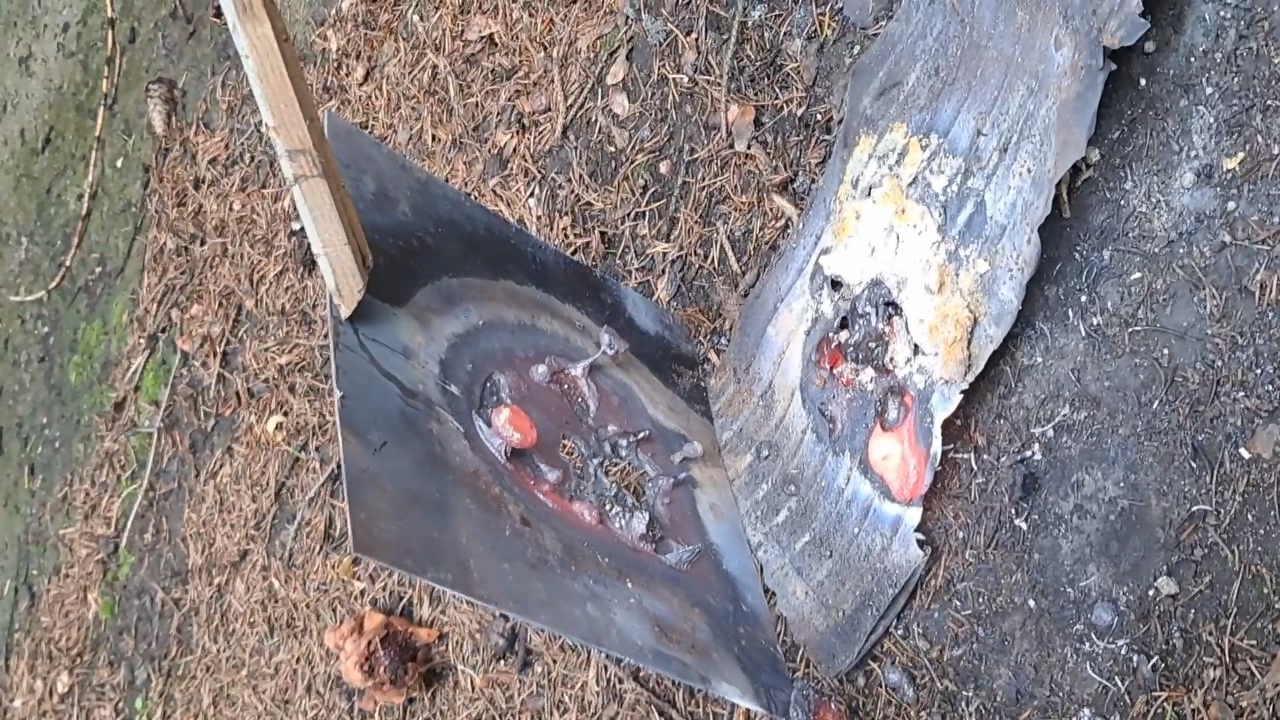 Combustion of Thermite: Iron(II, III) Oxide, Barium Sulfate, Aluminum (Fe3O4/BaSO4/Al)