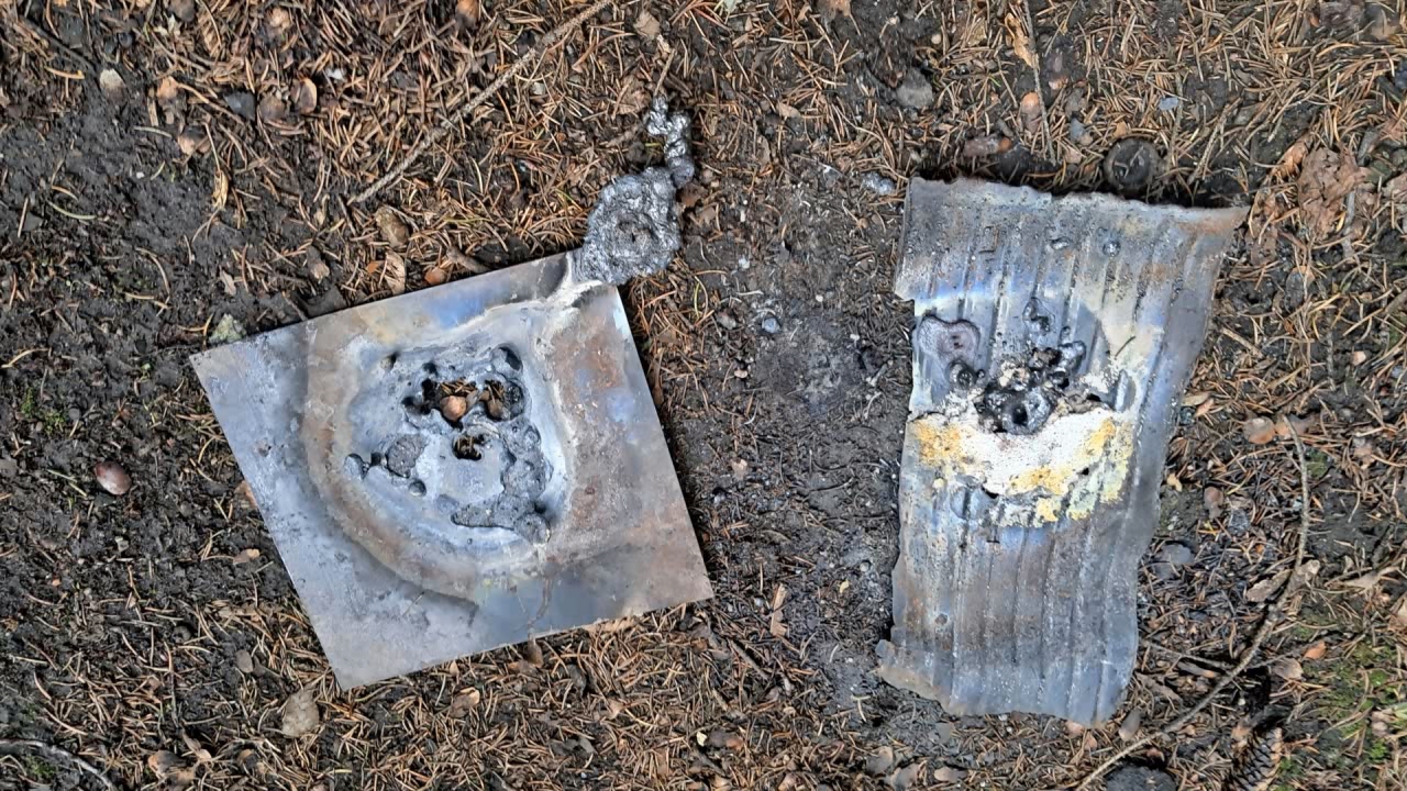 Combustion of Thermite: Iron(II, III) Oxide, Barium Sulfate, Aluminum (Fe3O4/BaSO4/Al)