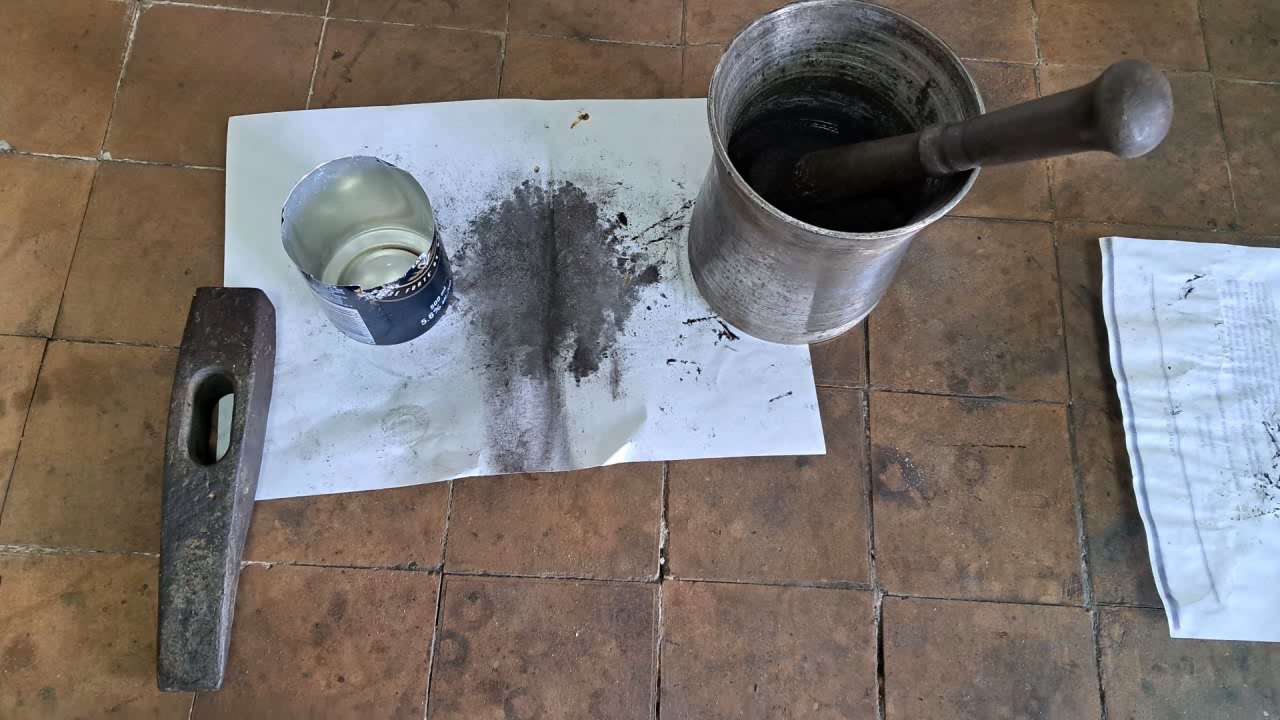 Combustion of Thermite: Iron(II, III) Oxide, Barium Sulfate, Aluminum (Fe3O4/BaSO4/Al)