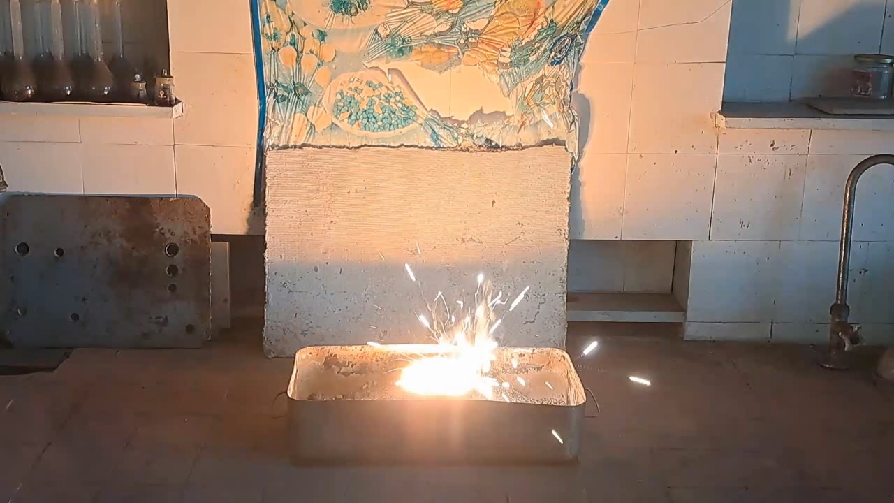 Combustion of Thermite: Calcium Sulfate/Aluminum (CaSO4/Al)
