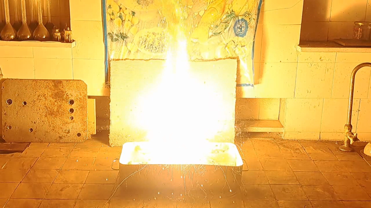 Combustion of Thermite: Calcium Sulfate/Aluminum (CaSO4/Al)